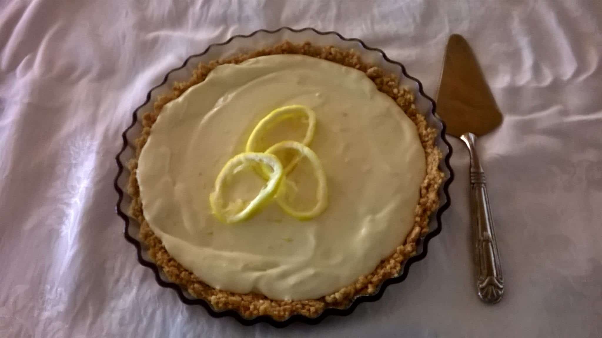 Lemon Flan with lemon slices on top