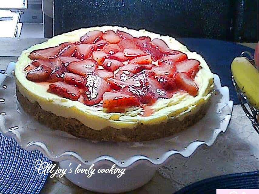 Strawberry swirl Cheesecake