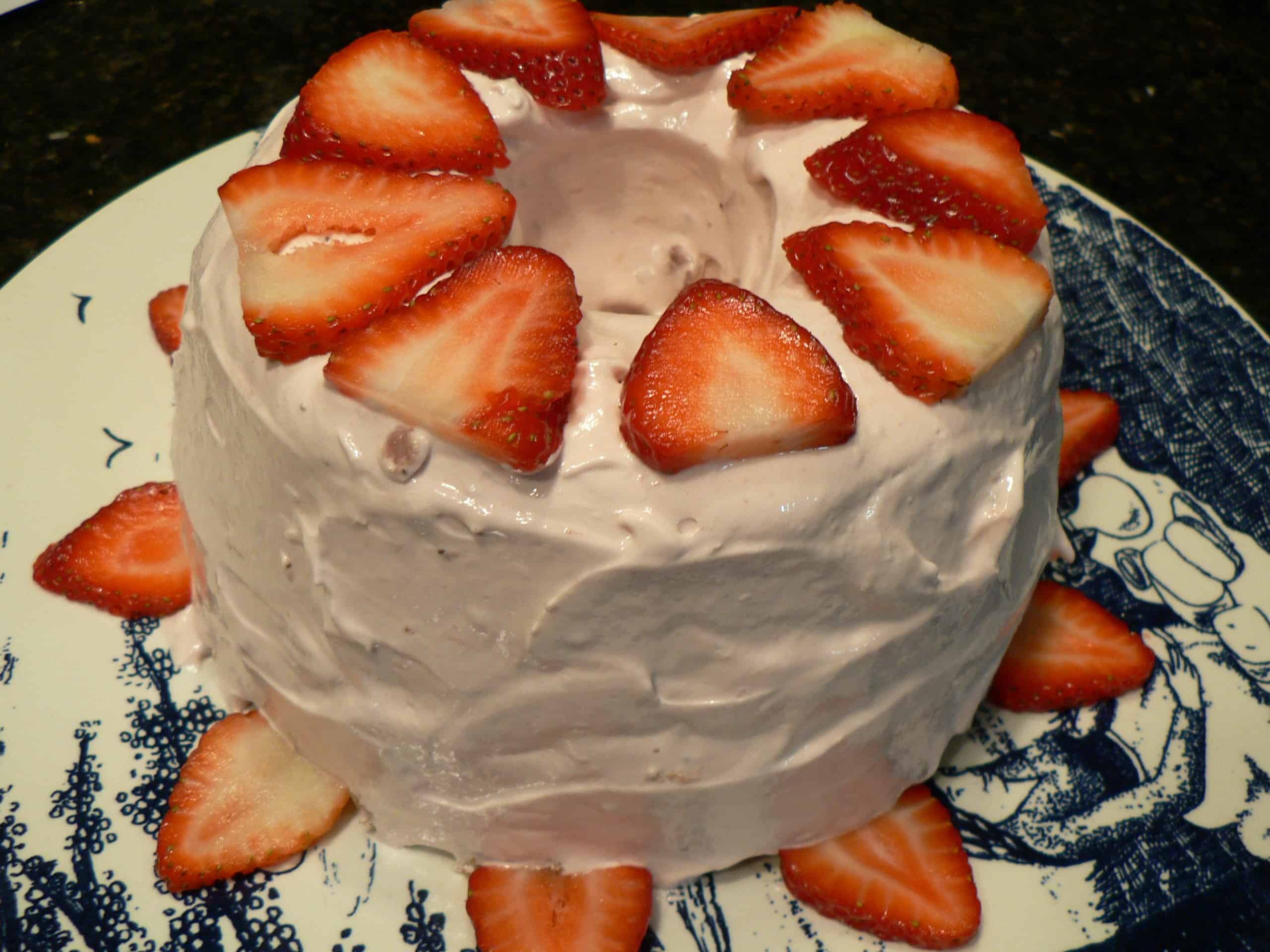 fresh-strawberry-cake2