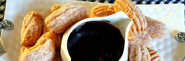 Churros with Chocolate Sauce