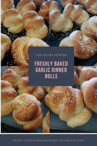 Garlic Dinner Rolls