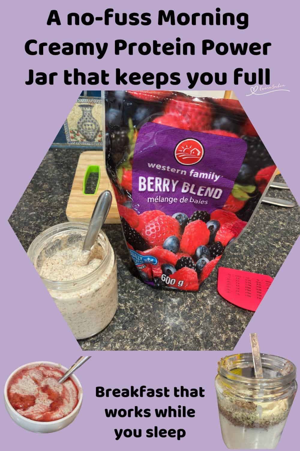 An image of a Creamy Protein Power Jar for breakfast made from cottage cheese and hemp seed