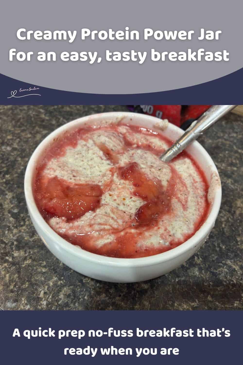An image of a Creamy Protein Power Jar for breakfast made from cottage cheese and hemp seed